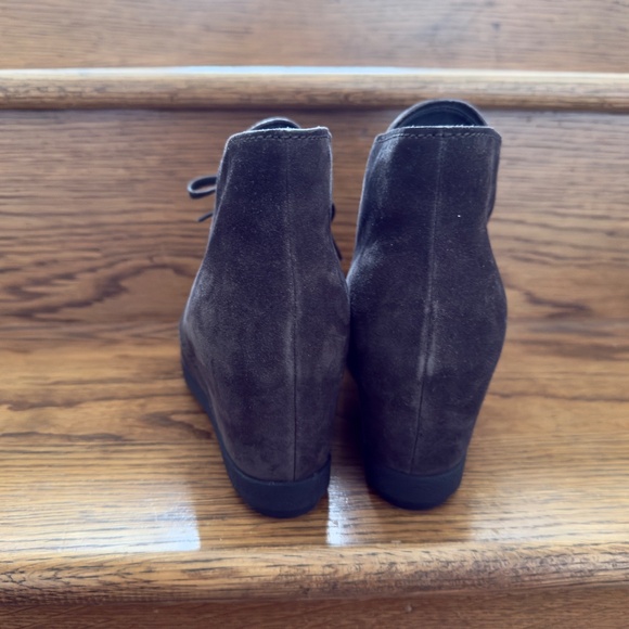 Prada Suede Wedge Bootie Lace-up 39.5 Like New - Picture 5 of 14